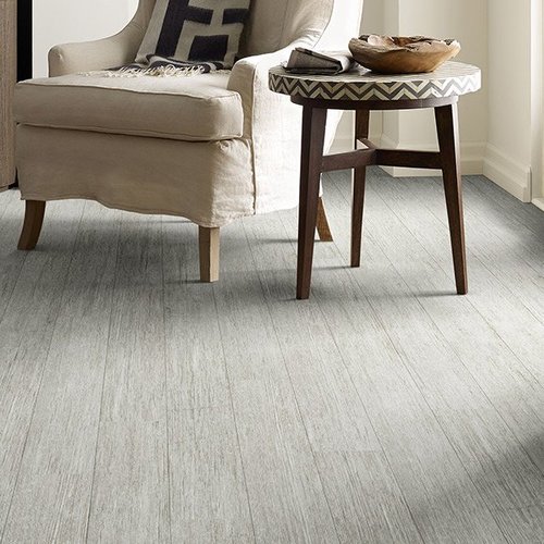 Waterproof luxury vinyl floors from Paola Carpet & Flooring | Paola, KS